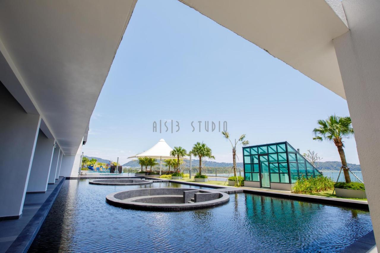 Apartment Aisi3 Seaview At Tanjung Lumpur *